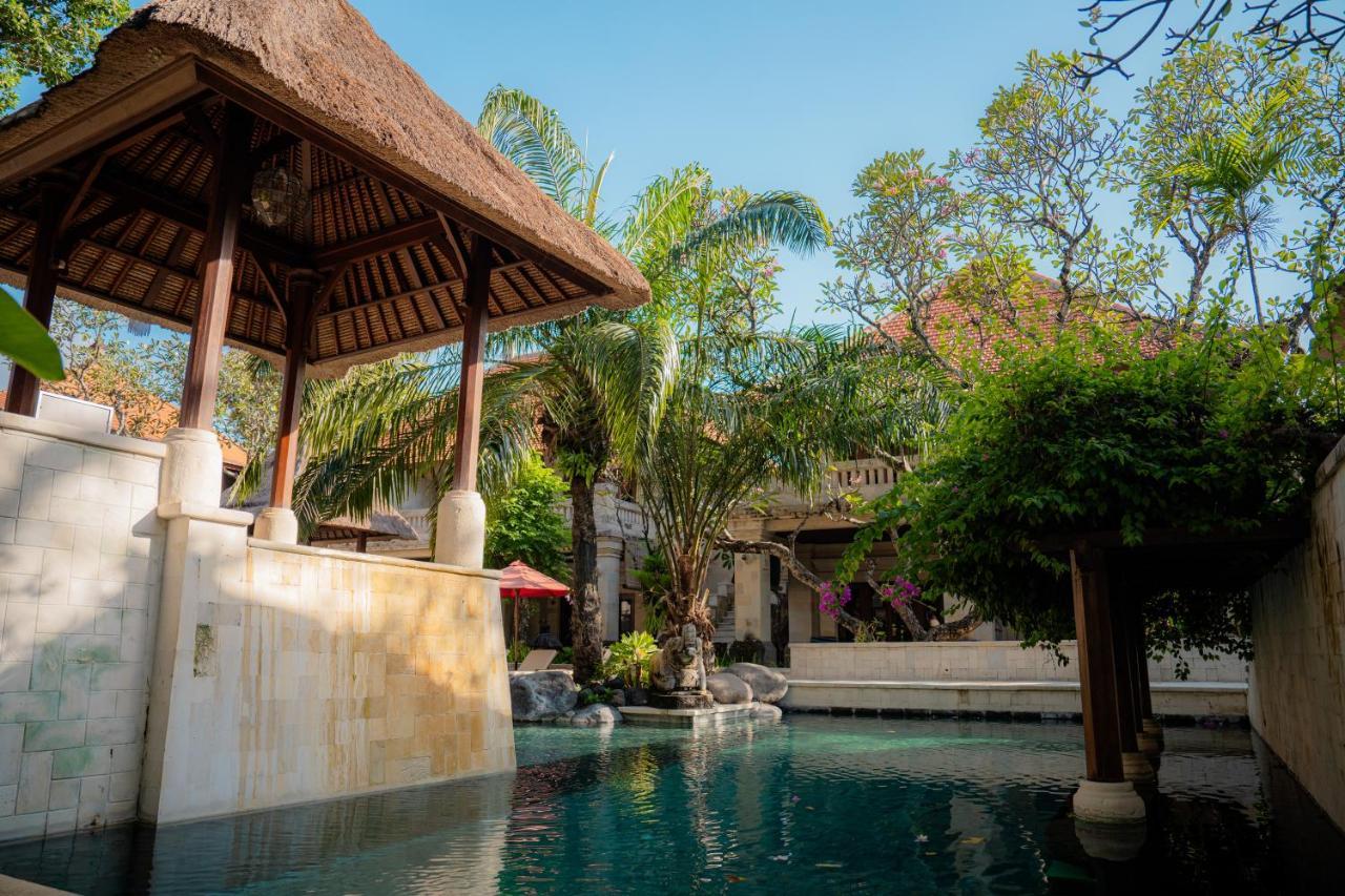 Griya Santrian A Beach Resort And Spa Sanur  Exterior photo