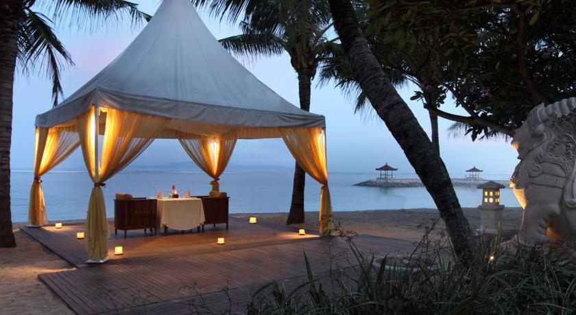 Griya Santrian A Beach Resort And Spa Sanur  Exterior photo
