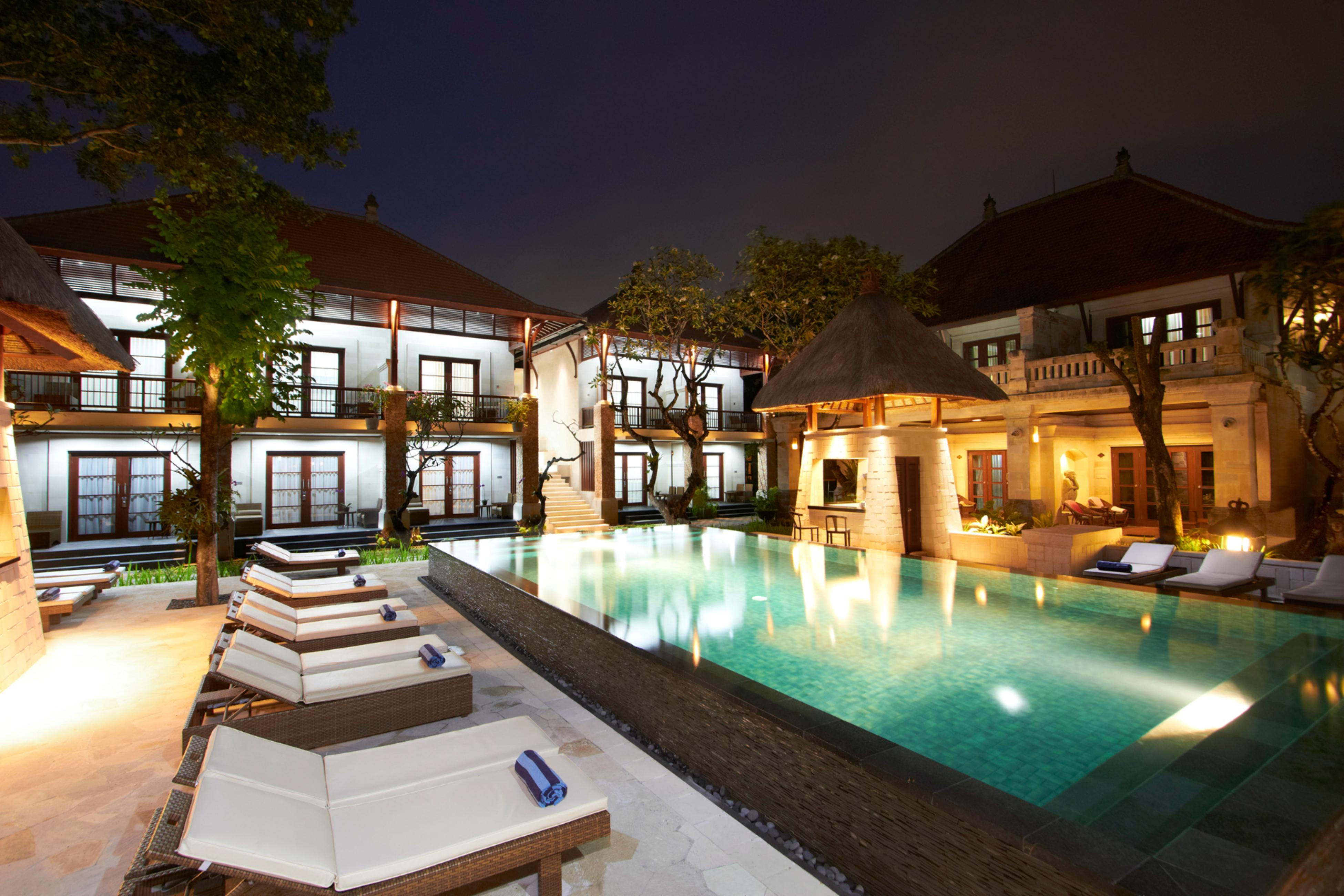 Griya Santrian A Beach Resort And Spa Sanur  Exterior photo