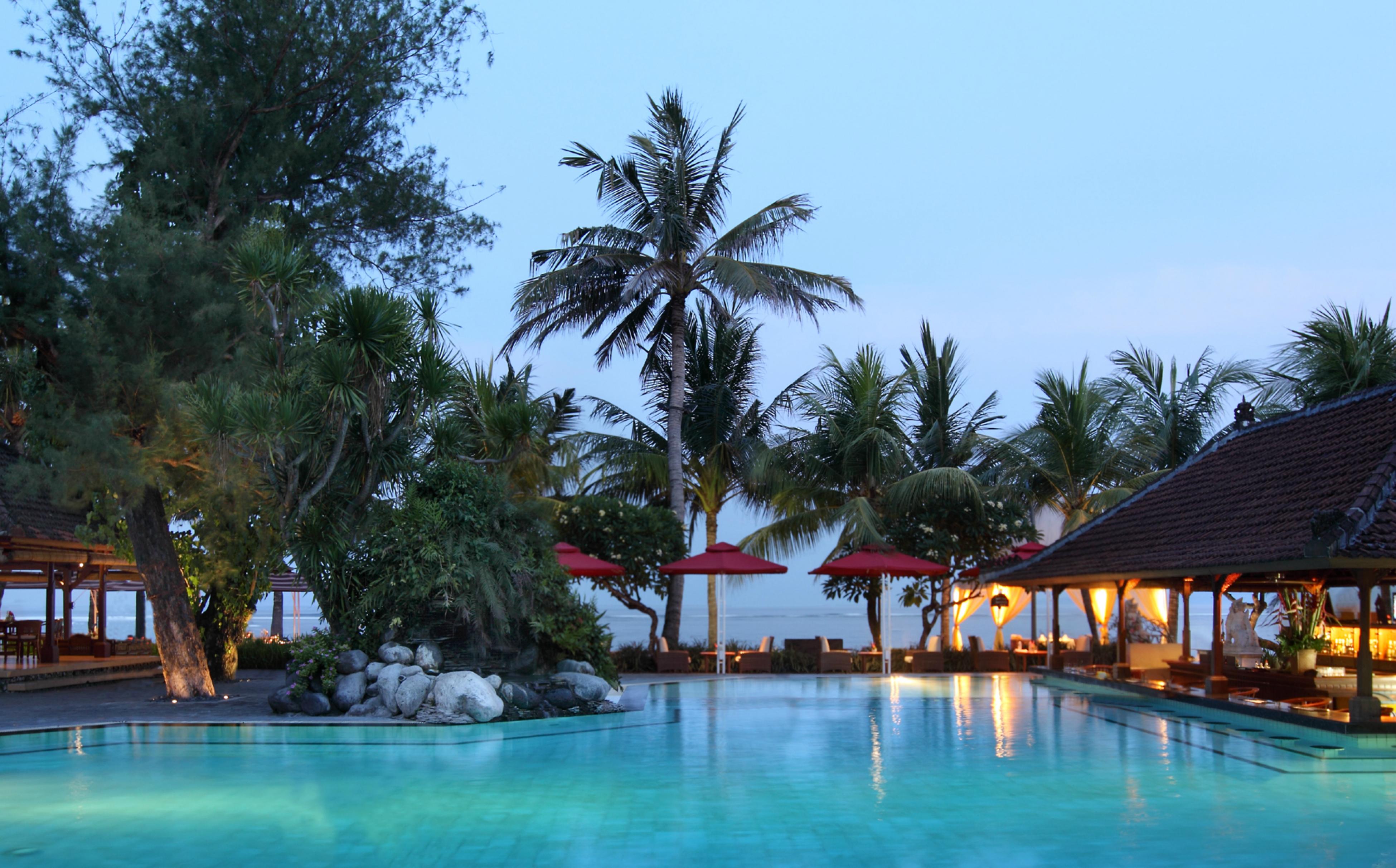 Griya Santrian A Beach Resort And Spa Sanur  Exterior photo