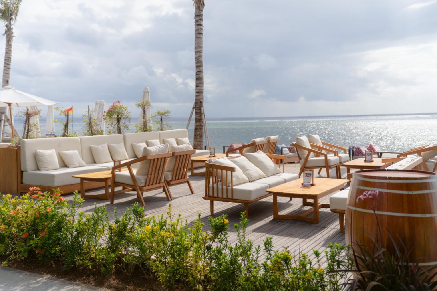 Griya Santrian A Beach Resort And Spa Sanur  Exterior photo