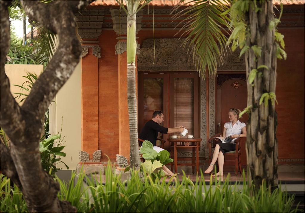 Griya Santrian A Beach Resort And Spa Sanur  Exterior photo